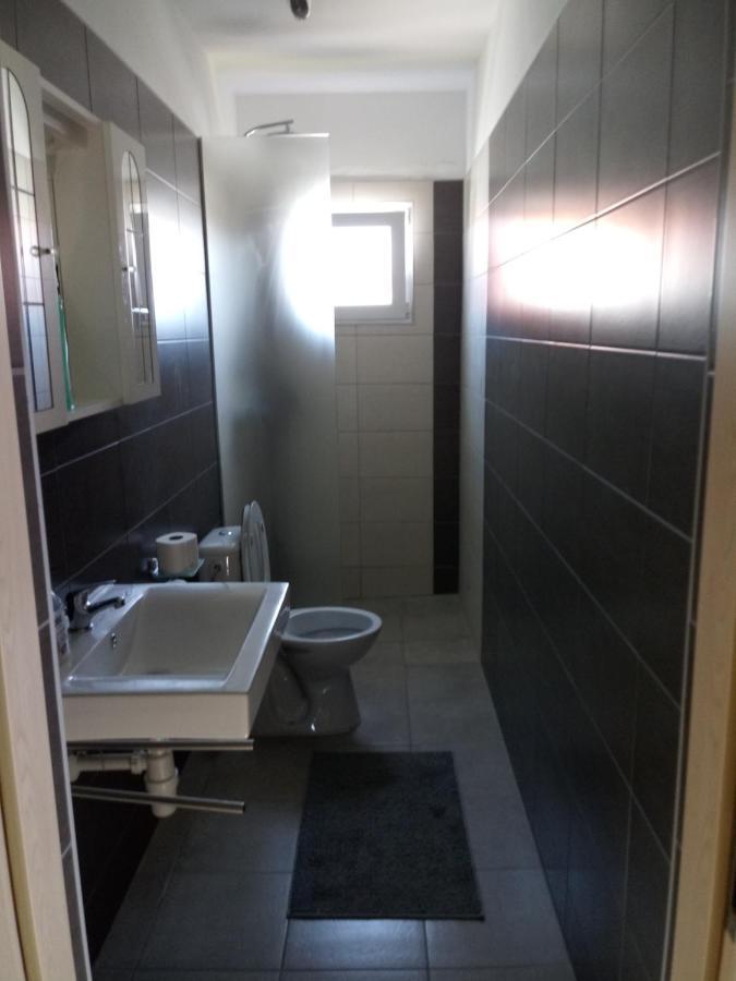 .....Und Der Hund Darf Mit Apartment ปริฟลากา ภายนอก รูปภาพ